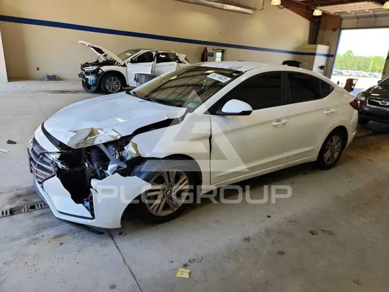 2019 Hyundai Elantra фото