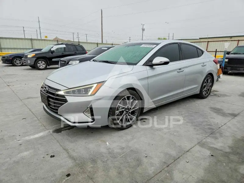 2019 Hyundai Elantra фото