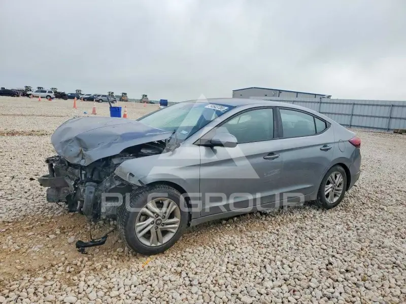 2019 Hyundai Elantra фото