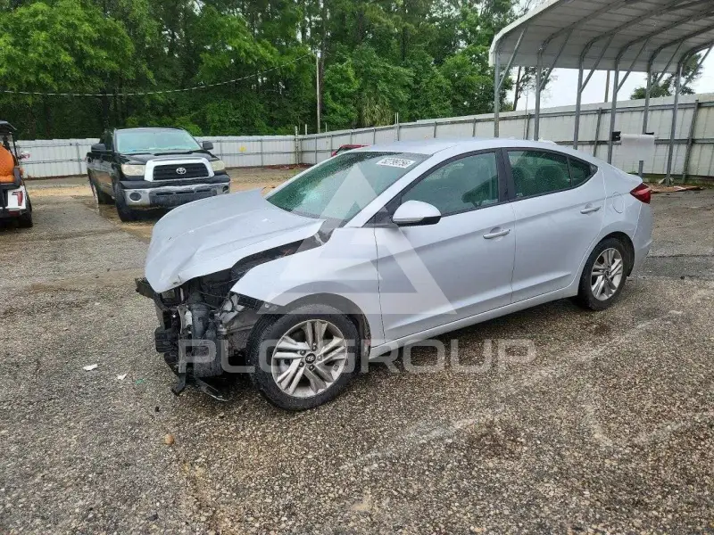 2019 Hyundai Elantra photo