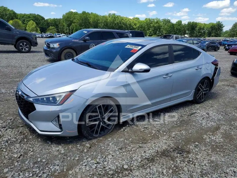 2019 Hyundai Elantra фото