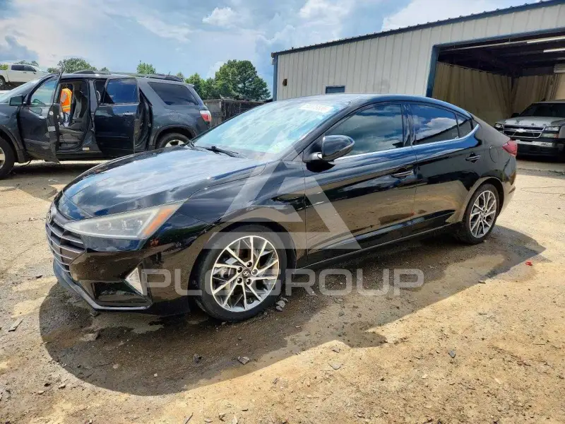 2019 Hyundai Elantra фото