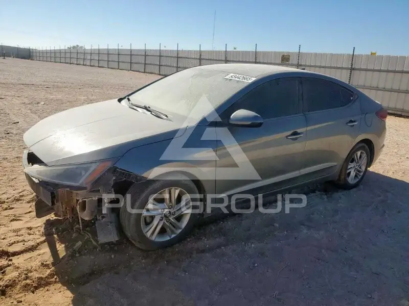 2019 Hyundai Elantra photo