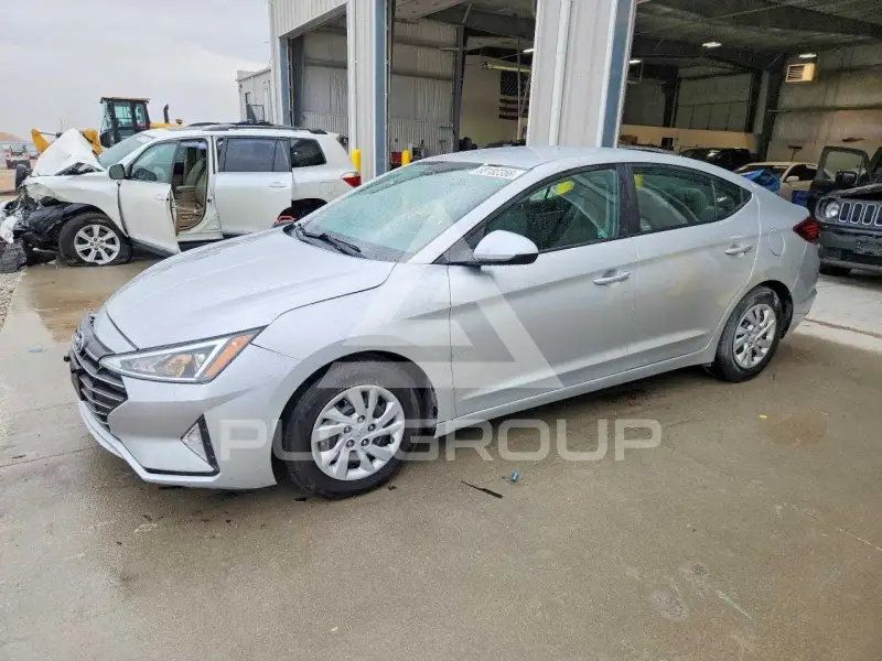 2019 Hyundai Elantra фото