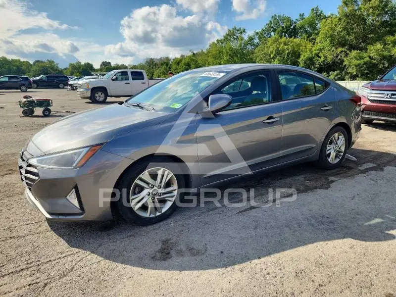 2019 Hyundai Elantra фото