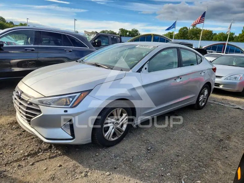 2019 Hyundai Elantra photo