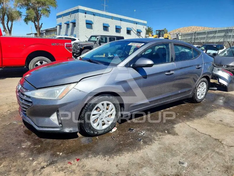2019 Hyundai Elantra фото