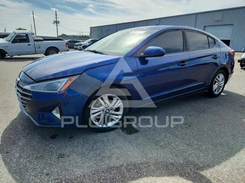 2019 Hyundai Elantra photo