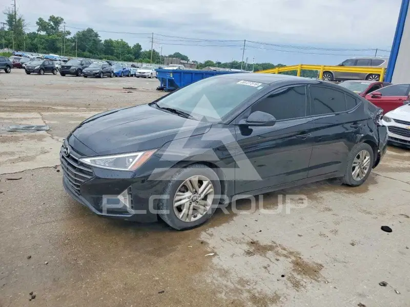 2019 Hyundai Elantra фото