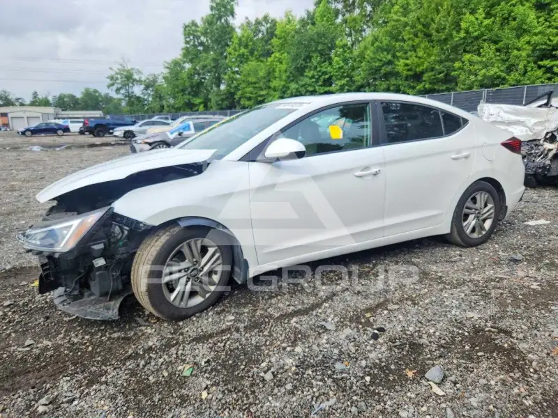 2019 Hyundai Elantra фото