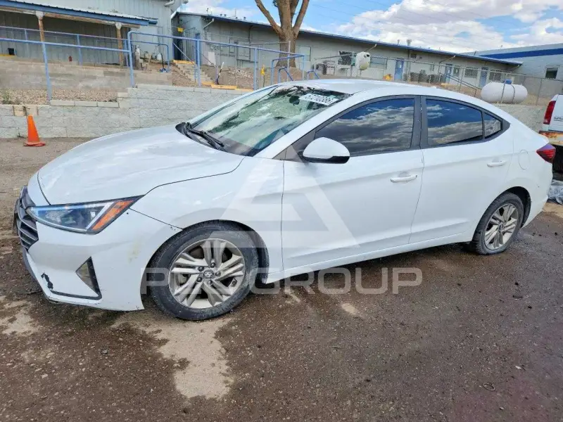 2019 Hyundai Elantra фото