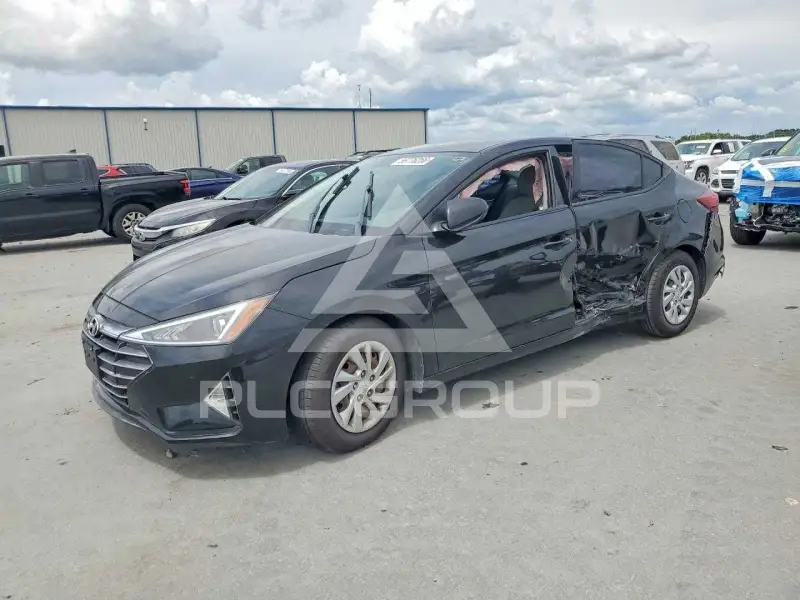 2019 Hyundai Elantra photo