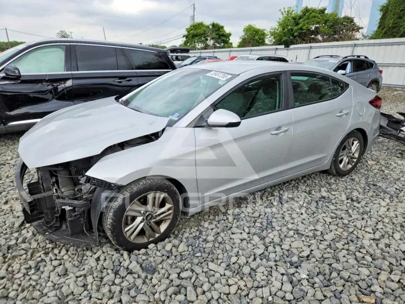 2019 Hyundai Elantra фото