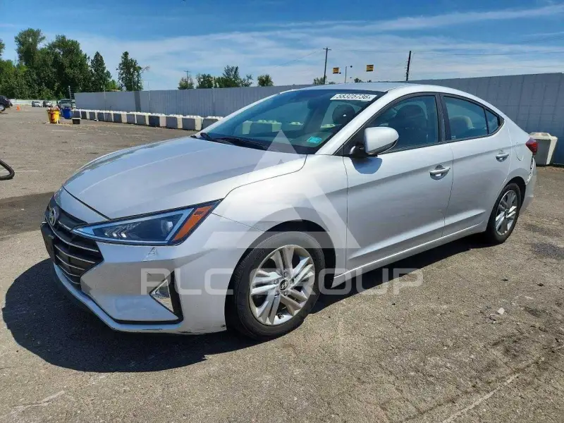 2019 Hyundai Elantra photo