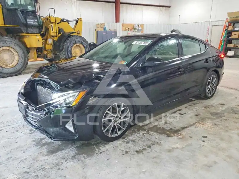 2019 Hyundai Elantra фото