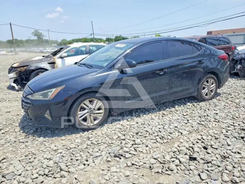 2019 Hyundai Elantra photo