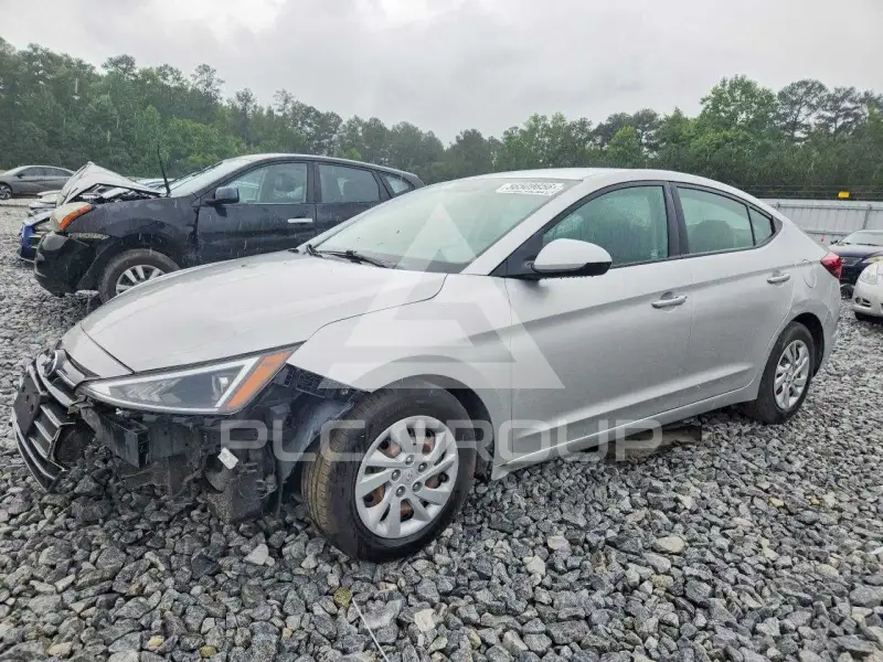 2019 Hyundai Elantra photo
