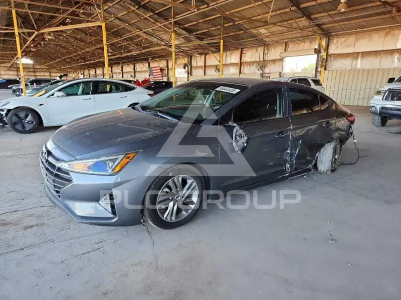 2019 Hyundai Elantra фото