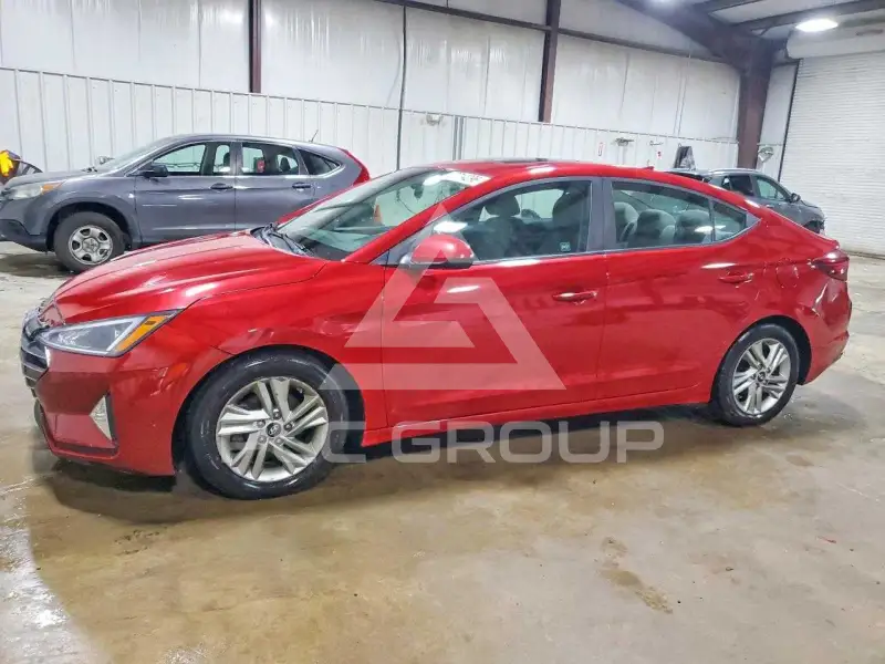2019 Hyundai Elantra photo