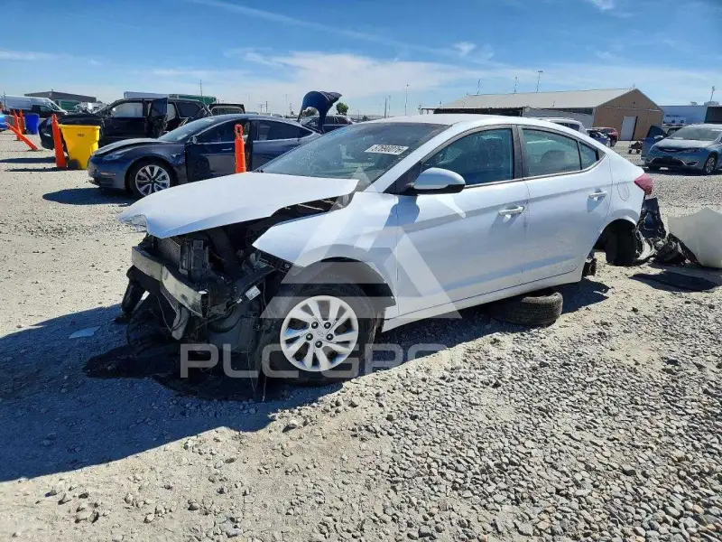 2019 Hyundai Elantra photo