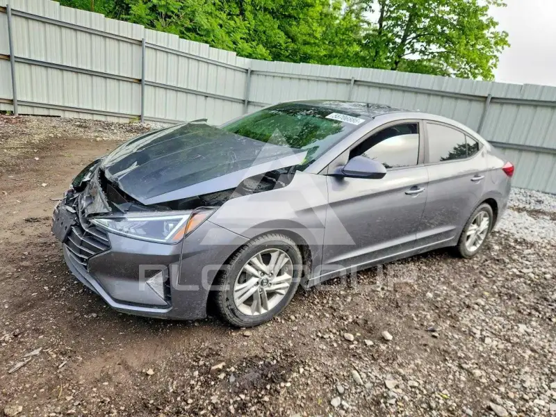 2019 Hyundai Elantra photo