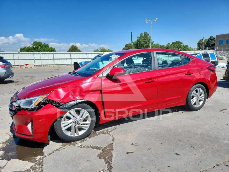 2019 Hyundai Elantra photo