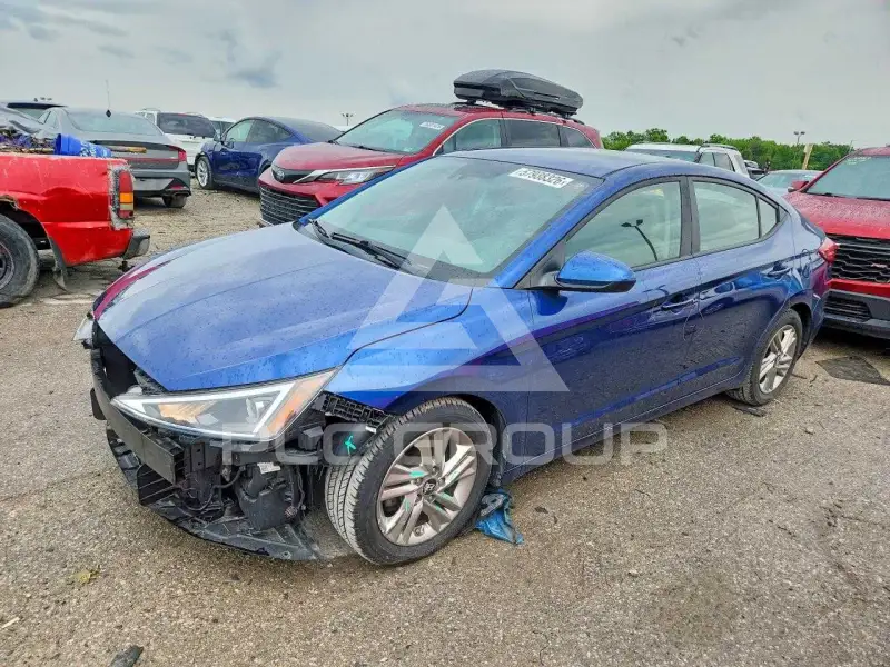 2019 Hyundai Elantra photo