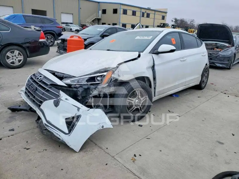 2019 Hyundai Elantra фото
