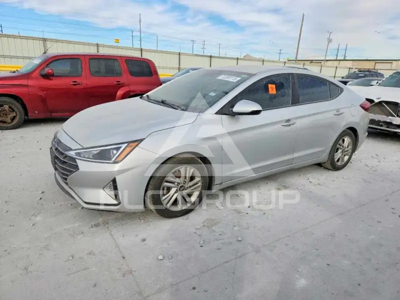 2019 Hyundai Elantra фото