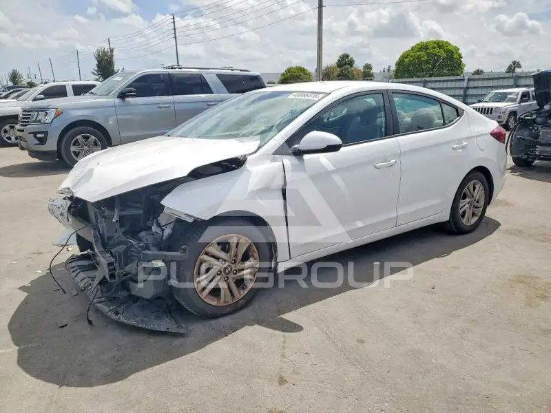 2019 Hyundai Elantra фото