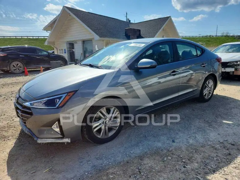 2019 Hyundai Elantra фото