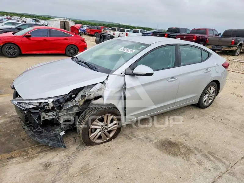 2019 Hyundai Elantra фото