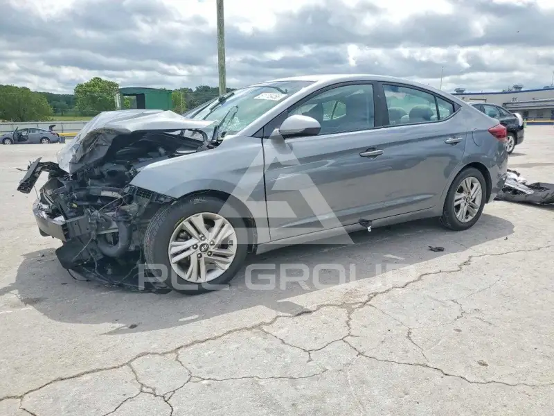 2019 Hyundai Elantra фото