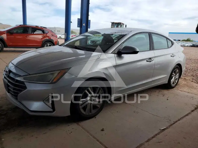2019 Hyundai Elantra фото