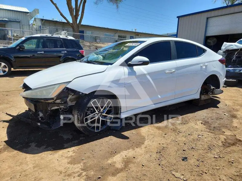 2019 Hyundai Elantra фото