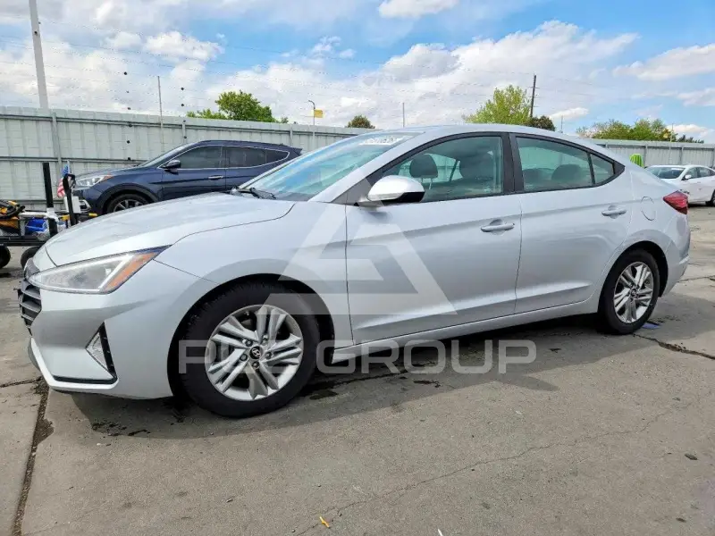 2019 Hyundai Elantra фото