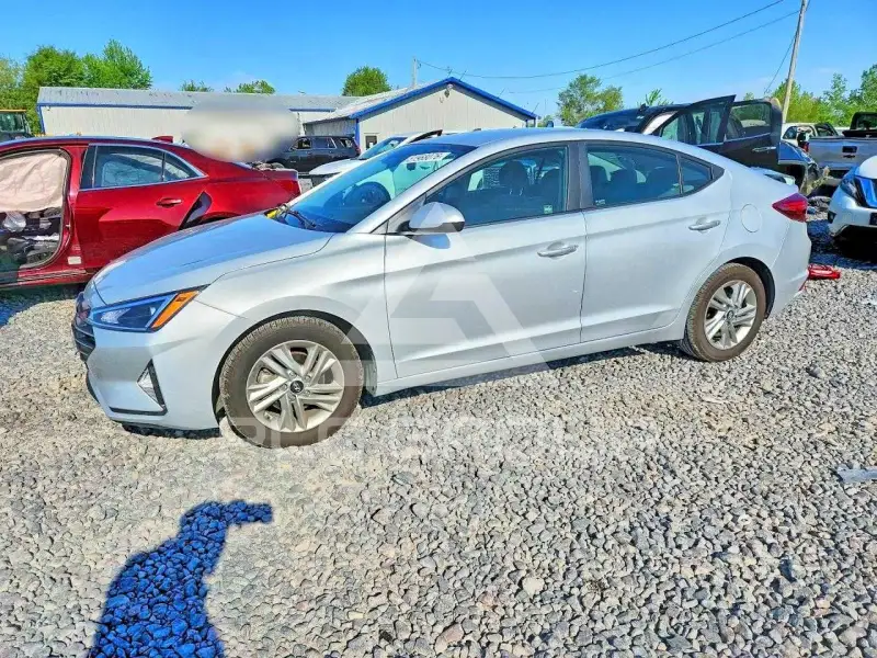 2019 Hyundai Elantra фото