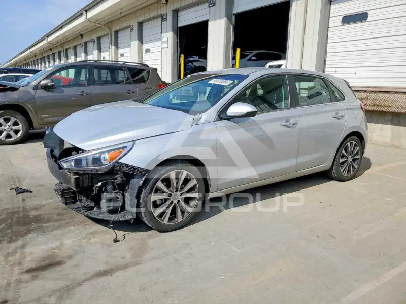 2019 Hyundai Elantra фото