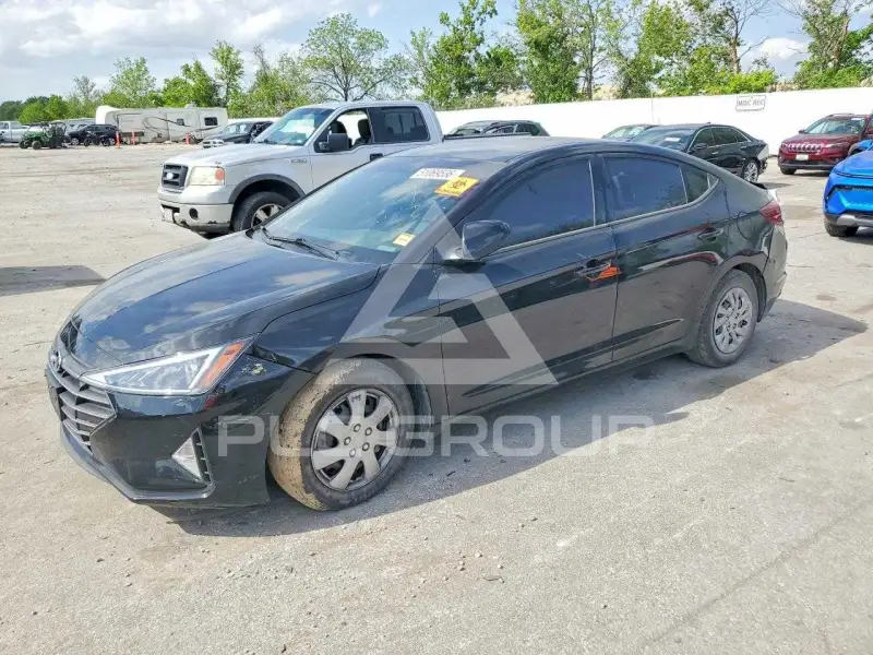 2019 Hyundai Elantra фото