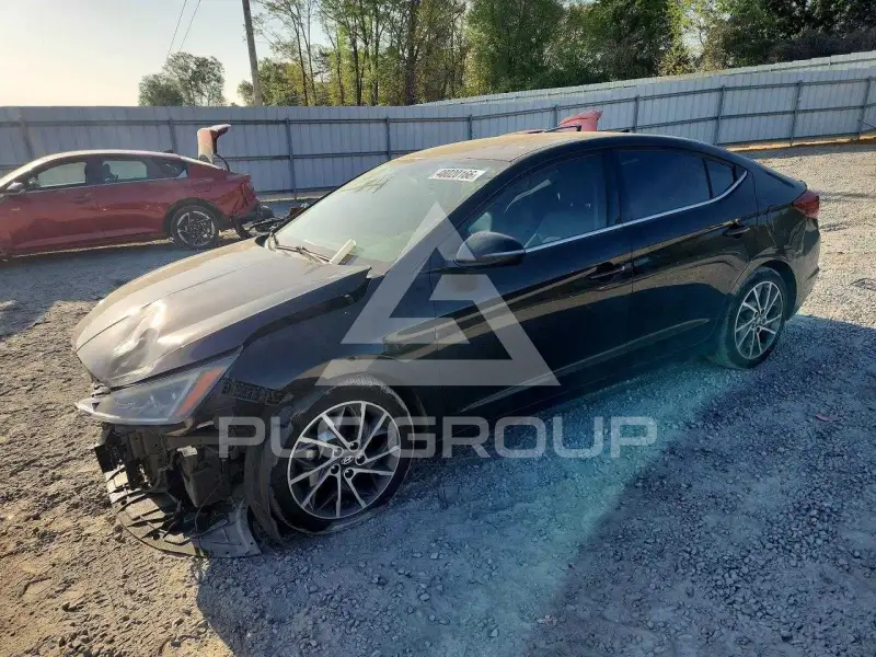 2019 Hyundai Elantra фото