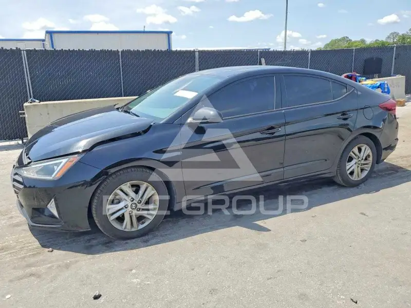 2019 Hyundai Elantra фото