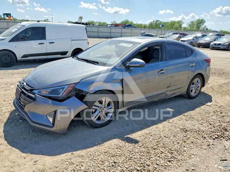 2019 Hyundai Elantra photo