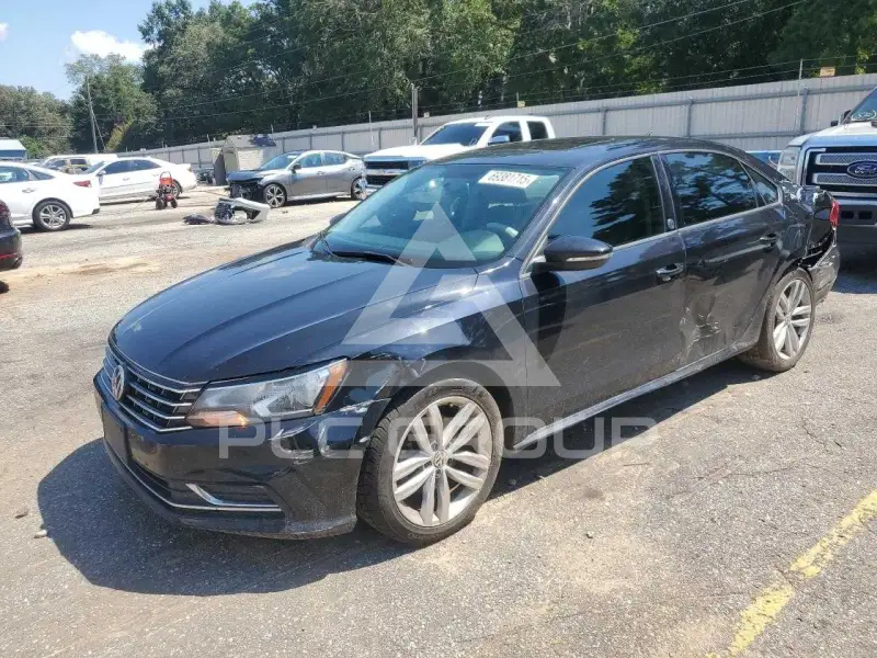2019 Volkswagen Passat photo