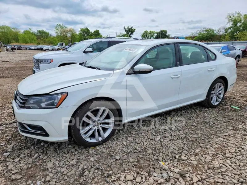 2019 Volkswagen Passat photo