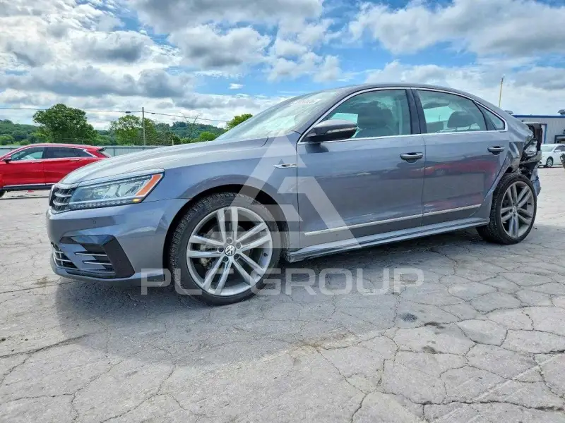 2019 Volkswagen Passat фото
