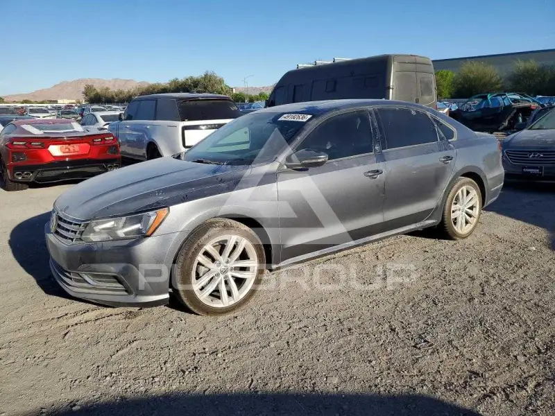 2019 Volkswagen Passat photo