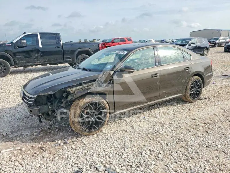 2019 Volkswagen Passat фото