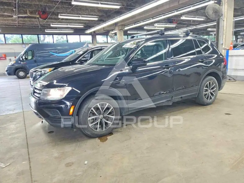 2019 Volkswagen Tiguan photo