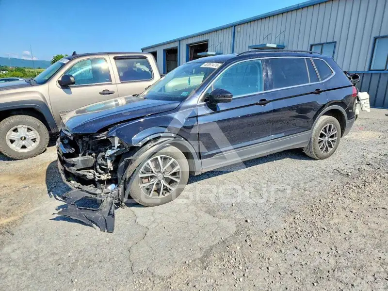 2019 Volkswagen Tiguan фото