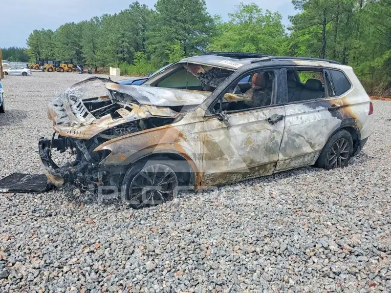 2019 Volkswagen Tiguan photo